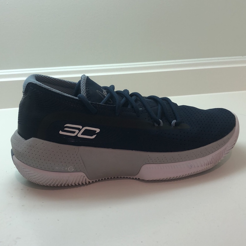 Stephen Curry 3Zer0 III - Picture 3 of 10